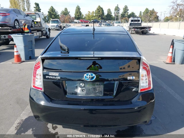 Toyota Prius 2014 JTDKN3DU4E1764556 Image 16