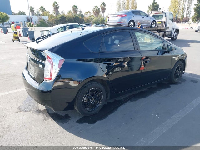 Toyota Prius 2014 JTDKN3DU4E1764556 Image 4