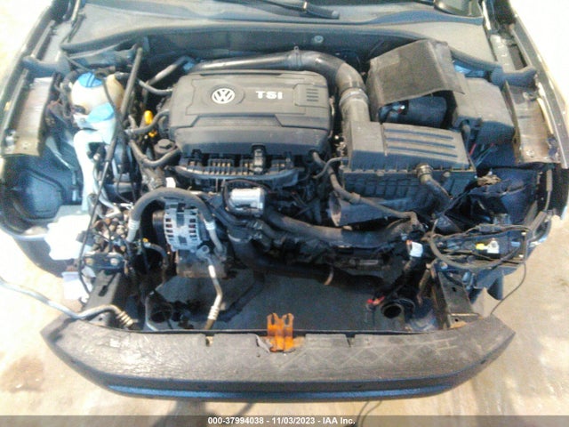 1VWAT7A31FC029847 Volkswagen Passat 1.8t Wolfsburg Edition