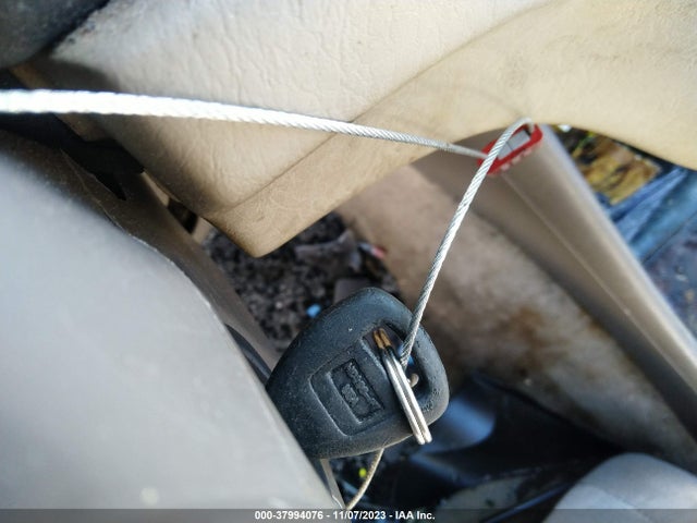 2000 HONDA ACCORD 2.3 SE VIN: 1HGCG5671YA041349