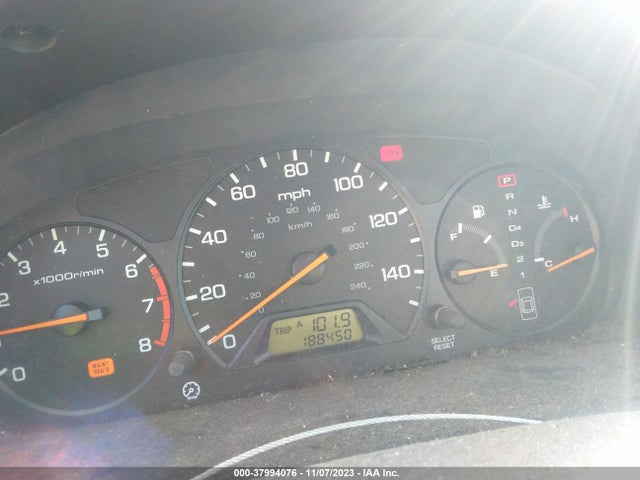 2000 HONDA ACCORD 2.3 SE VIN: 1HGCG5671YA041349