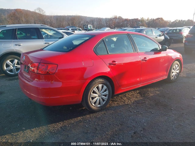3VW1K7AJ3EM441539 Volkswagen Jetta 2.0l S
