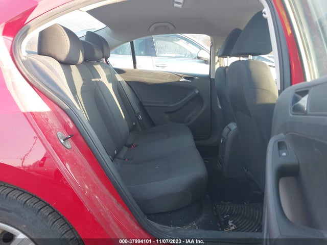 3VW1K7AJ3EM441539 Volkswagen Jetta 2.0l S