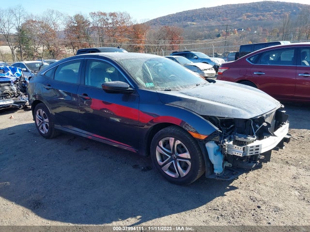 2017 19XFC2F55HE227977 main image