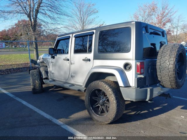2013 JEEP WRANGLER UNLIMITED 1C4BJWEG6DL599375 Photo 2