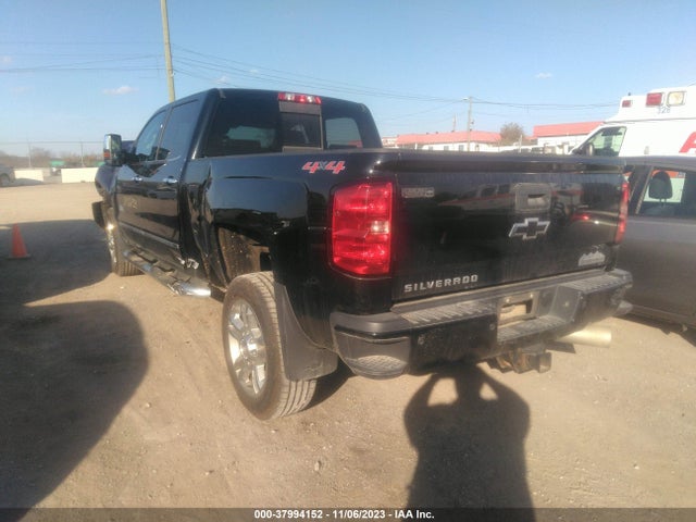 2015 CHEVROLET SILVERADO 2500HD HIGH COUNTRY VIN: 1GC1KXE86FF611159