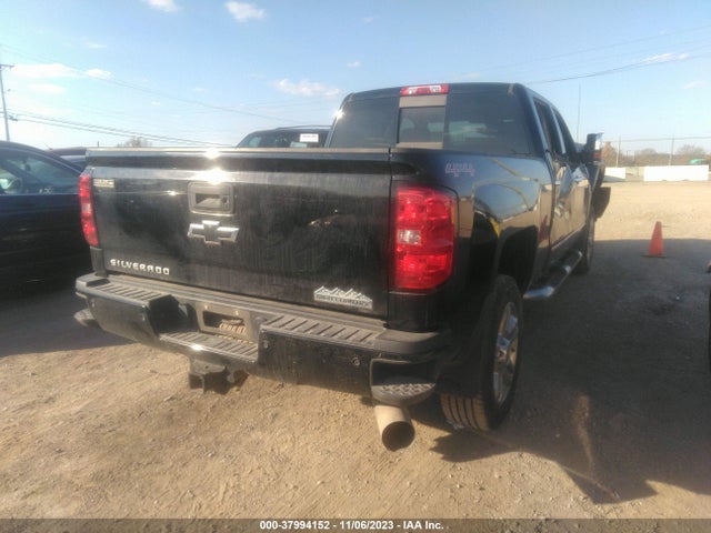 2015 CHEVROLET SILVERADO 2500HD HIGH COUNTRY VIN: 1GC1KXE86FF611159