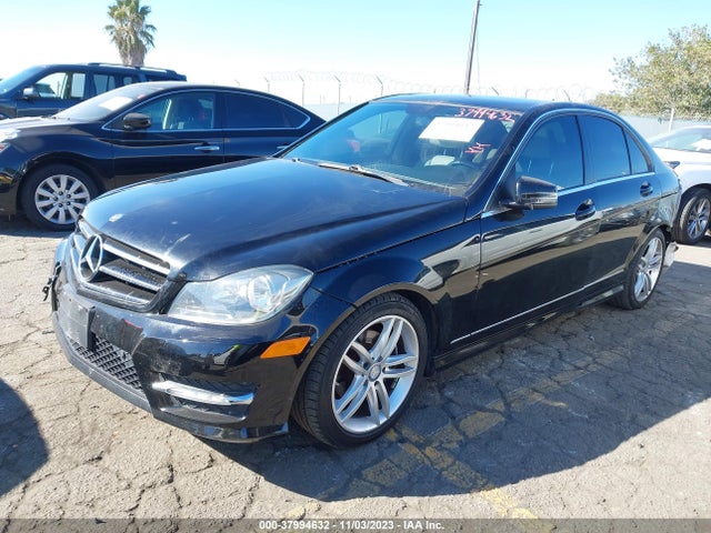 WDDGF4HB7EA939454 Mercedes-Benz C 250 Luxury/sport