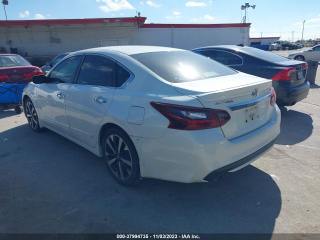 1N4AL3AP0HC496619 Nissan Altima 2.5 Sr