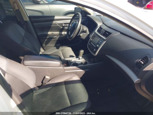 1N4AL3AP0HC496619 Nissan Altima 2.5 Sr