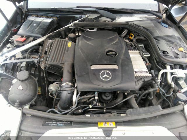 55SWF4KB3GU104944 Mercedes-Benz C 300 4matic