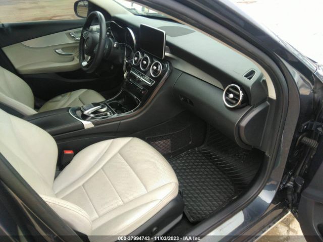 55SWF4KB3GU104944 Mercedes-Benz C 300 4matic