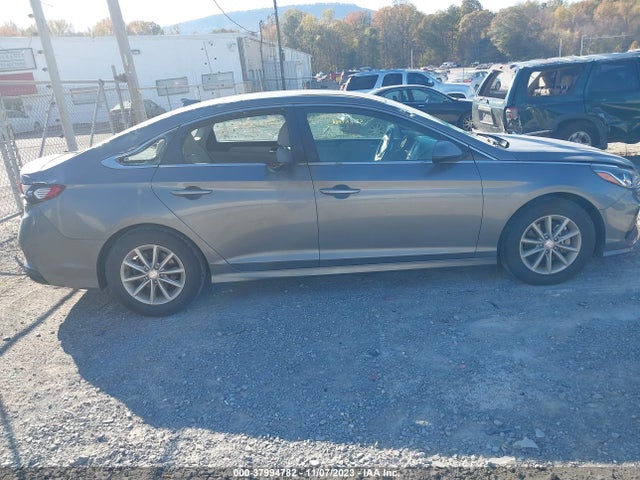 Hyundai SONATA ECO 2018 5NPE24AA7JH700536 Image 13