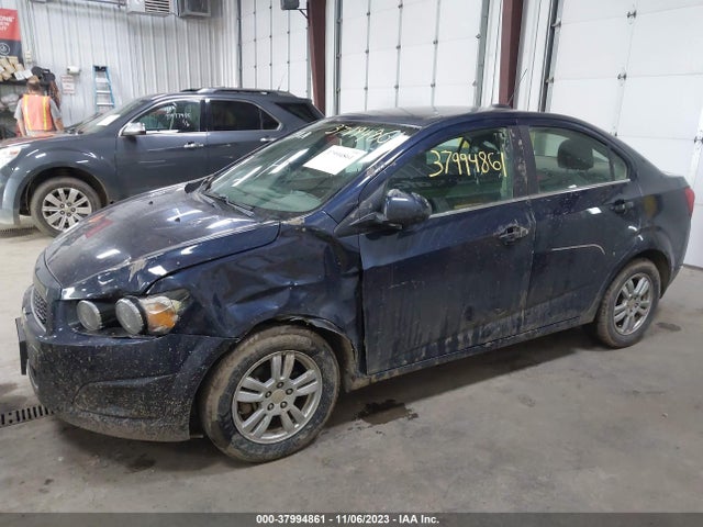 Chevrolet SONIC LT 2015 1G1JD5SH6F4216955 Image 14