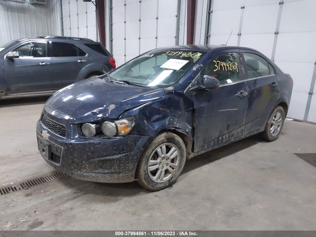 Chevrolet SONIC LT 2015 1G1JD5SH6F4216955 Image 2