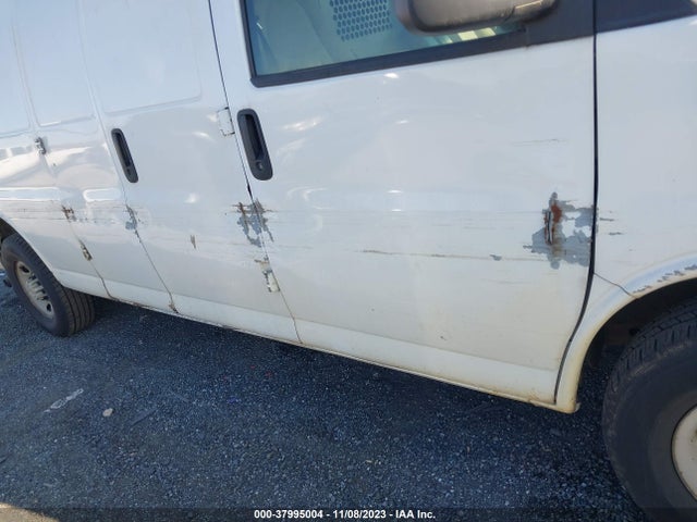 2009 CHEVROLET EXPRESS CARGO VAN VIN: 1GCHG39C891125560