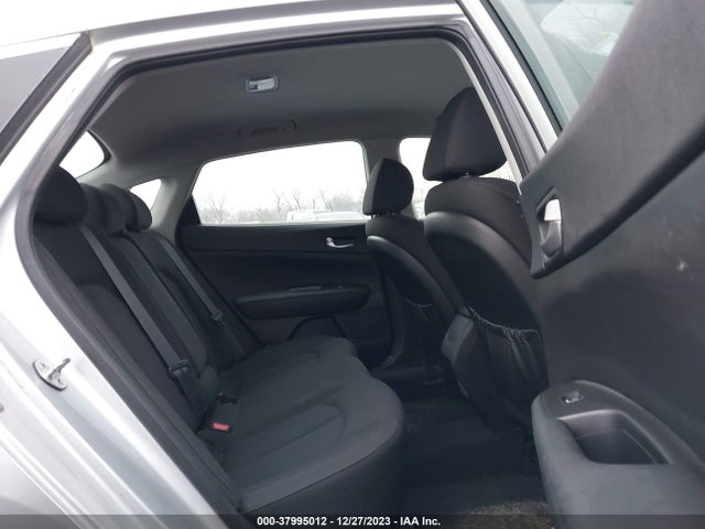 KIA Optima Lx 2017 5XXGT4L30HG161669 Image 8