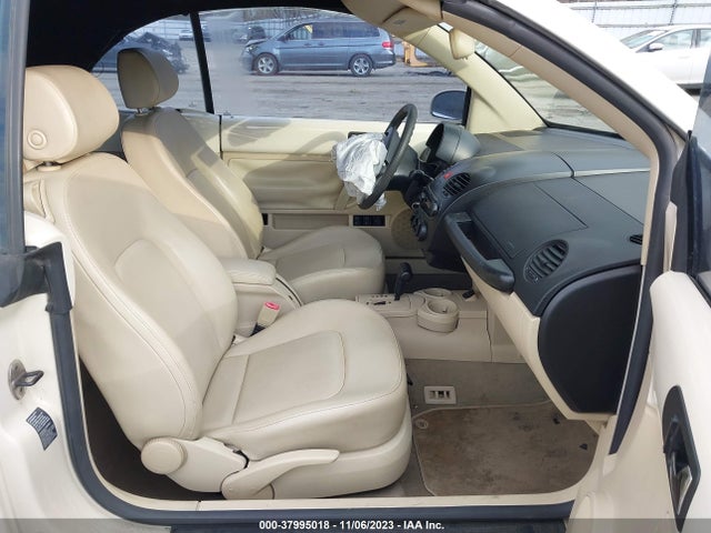 2005 VOLKSWAGEN NEW BEETLE GLS VIN: 3VWCM31Y05M356019