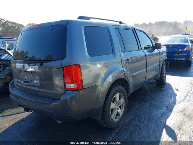 2011 HONDA PILOT EX-L VIN: 5FNYF3H5XBB038326