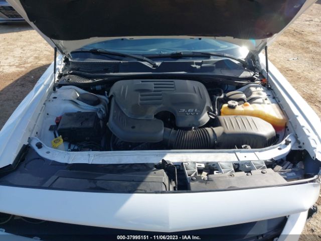 2C3CDZAG7GH323005 Dodge Challenger Sxt Plus