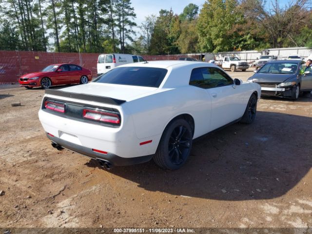 2C3CDZAG7GH323005 Dodge Challenger Sxt Plus
