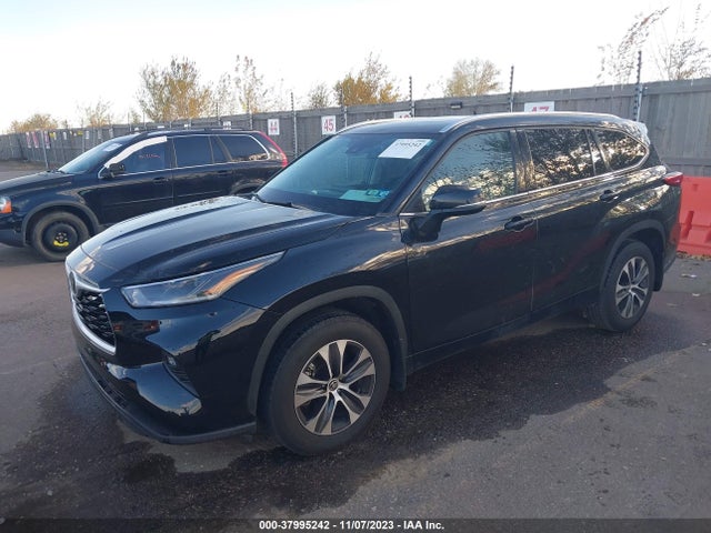 Toyota Highlander Xle 2021 5TDGZRBH0MS545095 Image 2