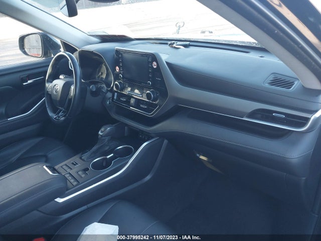 Toyota Highlander Xle 2021 5TDGZRBH0MS545095 Image 5