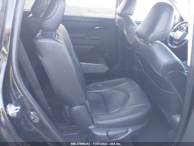 Toyota Highlander Xle 2021 5TDGZRBH0MS545095 Image 8