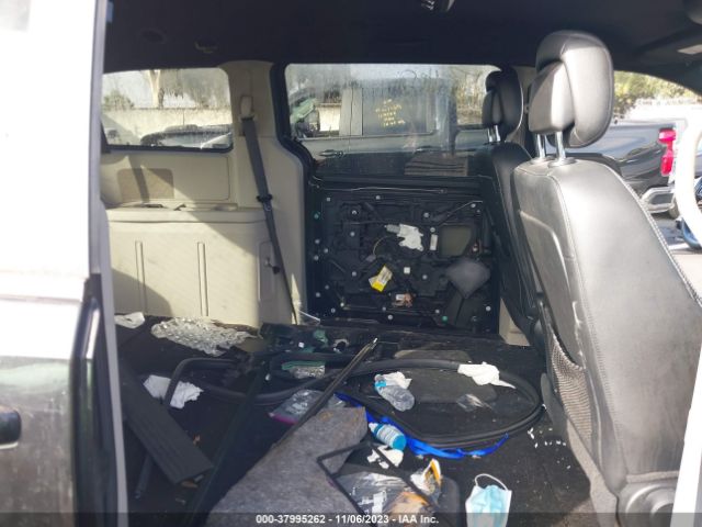 2C4RDGCG7JR267298 Dodge Grand Caravan Sxt