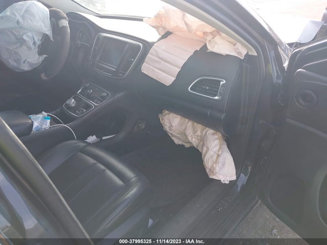 Chrysler 200 Limited Platinum 2017 1C3CCCAB3HN500548 Image 5