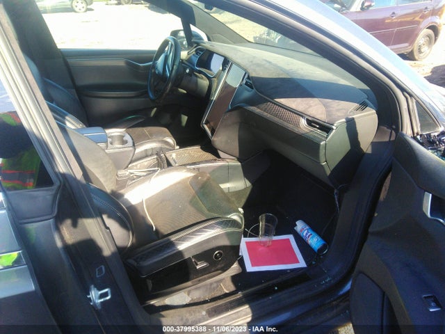 Tesla Model X 75d/p100d/p90d 2016 5YJXCBE44GF001385 Image 5
