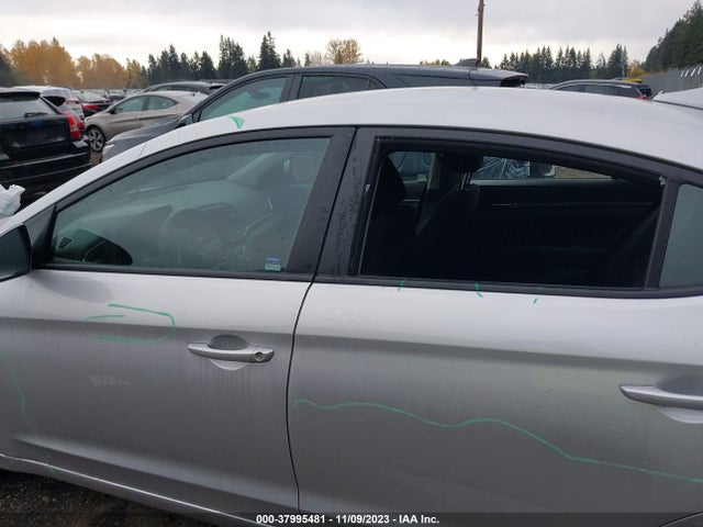 Hyundai ELANTRA SEL 2018 5NPD84LF7JH214120 Image 14
