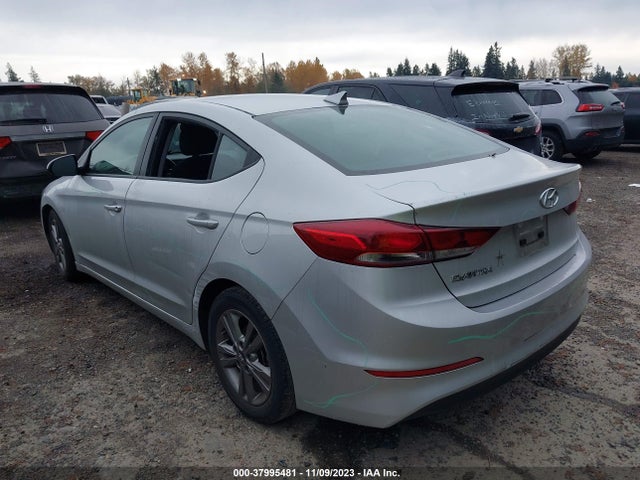 Hyundai ELANTRA SEL 2018 5NPD84LF7JH214120 Image 3