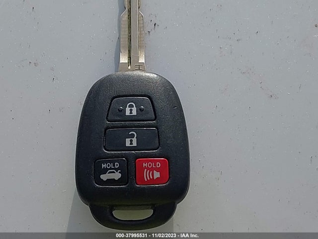 Toyota Corolla Le Plus 2014 2T1BURHE2EC066936 Image 11