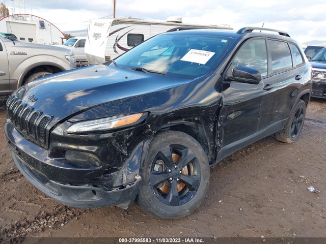 1C4PJMCB4GW205926 Jeep Cherokee Altitude