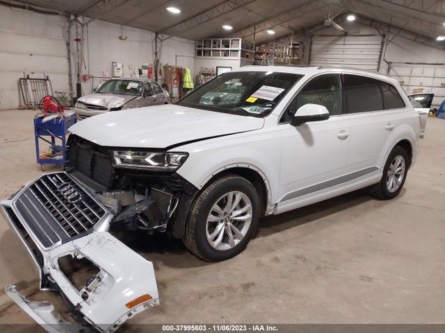 Audi Q7 Premium Plus 2018 WA1LAAF77JD039354 Image 2