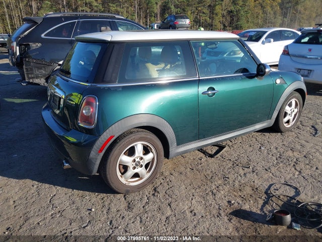 2007 MINI COOPER WMWMF33597TT58177 Photo 3