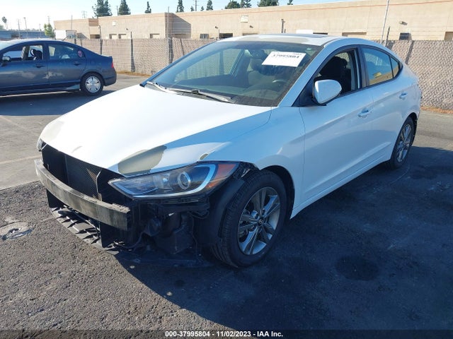 Hyundai Elantra Value Edition 2017 5NPD84LF1HH186955 Image 2