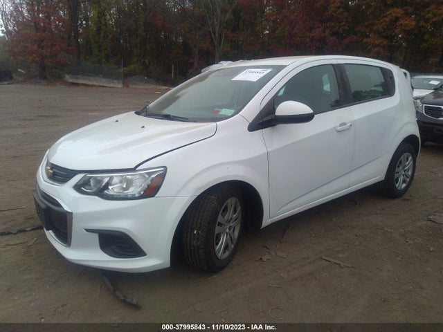 Chevrolet Sonic Lt Auto 2019 1G1JG6SBXK4128350 Image 2