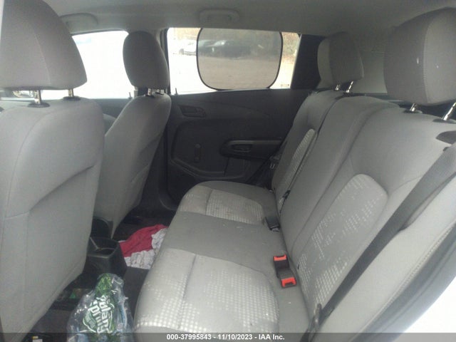 Chevrolet Sonic Lt Auto 2019 1G1JG6SBXK4128350 Image 8