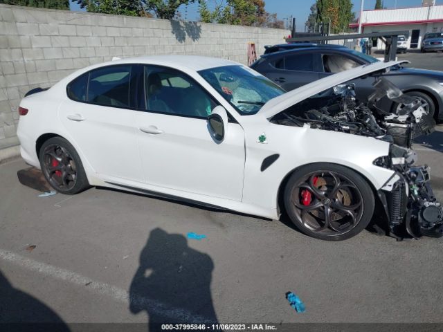 ZARFAEAV5J7578382 Alfa Romeo Giulia Quadrifoglio Rwd