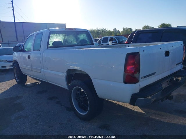 2004 CHEVROLET SILVERADO 1500 LS VIN: 1GCEC19T64E133855