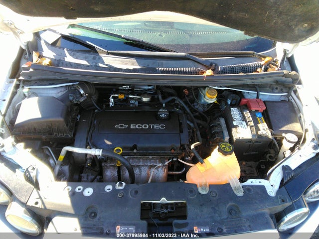 Chevrolet SONIC LS 2015 1G1JA6SH0F4197138 Image 10