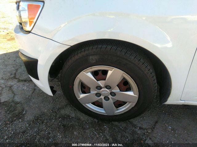 Chevrolet SONIC LS 2015 1G1JA6SH0F4197138 Image 12