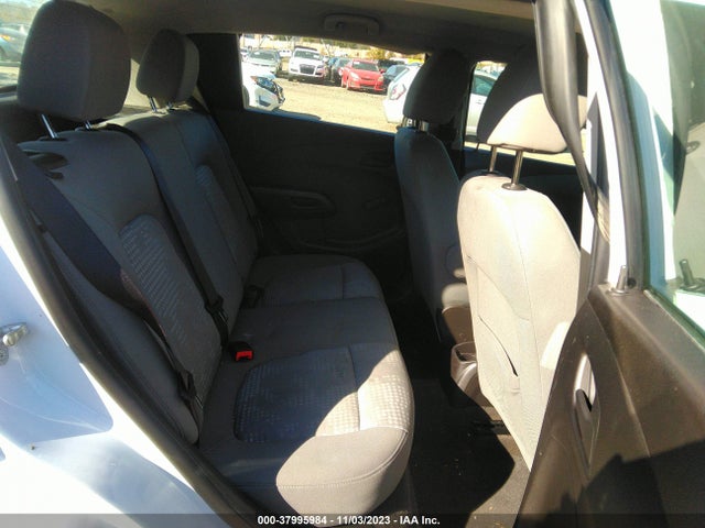 Chevrolet SONIC LS 2015 1G1JA6SH0F4197138 Image 8