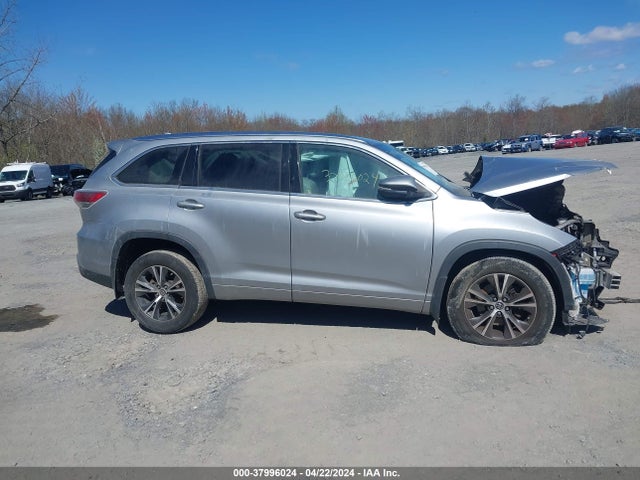 Toyota Highlander Xle V6 2016 5TDJKRFH7GS309083 Image 13