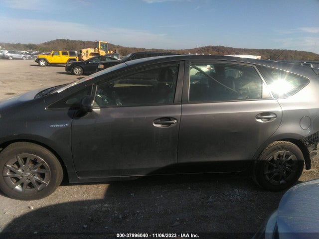 Toyota Prius V Four 2017 JTDZN3EU8HJ063746 Image 15