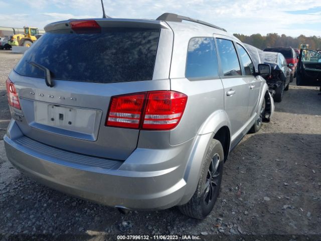 3C4PDCAB9JT474831 Dodge JOURNEY SE