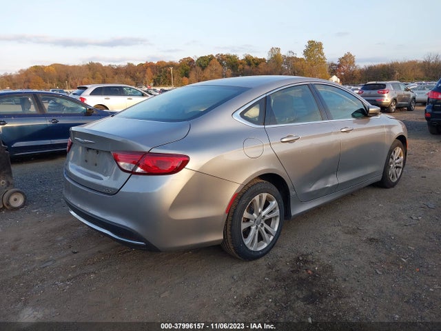 Chrysler 200 Limited 2016 1C3CCCAB1GN157432 Image 4
