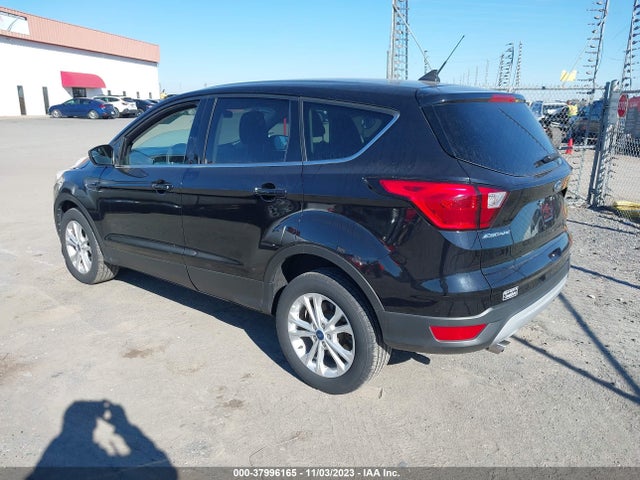 Ford ESCAPE SE 2019 1FMCU9GD2KUA65003 Image 3
